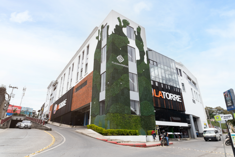 Montaje Rotulo Exterior02